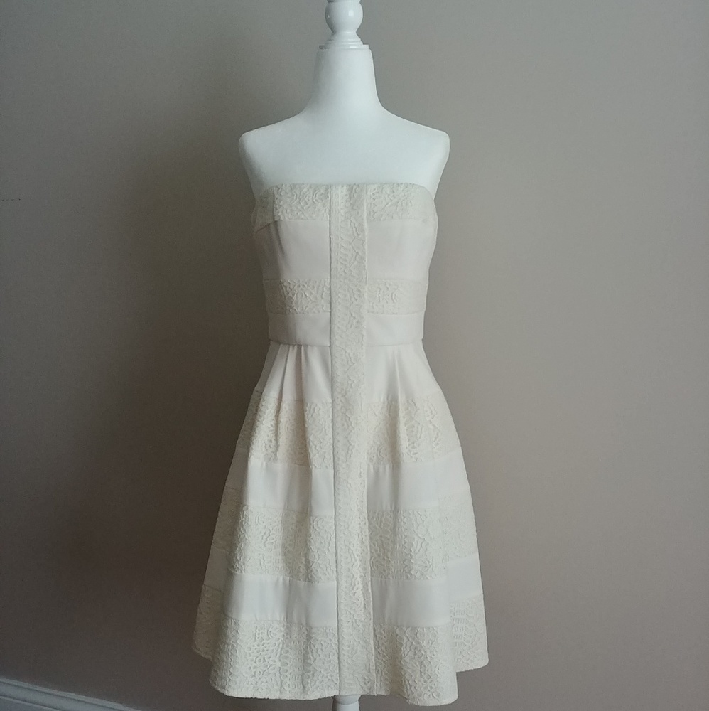 BCBG "Dorothea" Ivory Lace Strapless Party Dre
